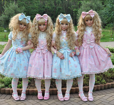 Various Types of Lolita Fashion (Briefly Explained) 